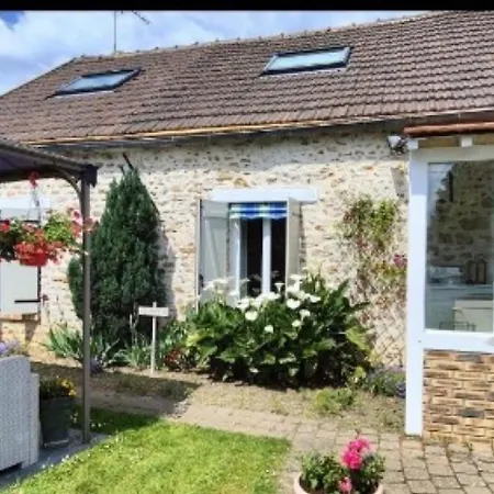 Les De Martine Et Guy - Bed and breakfast