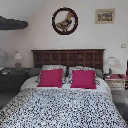 Bed & Breakfast Les De Martine Et Guy - 3*