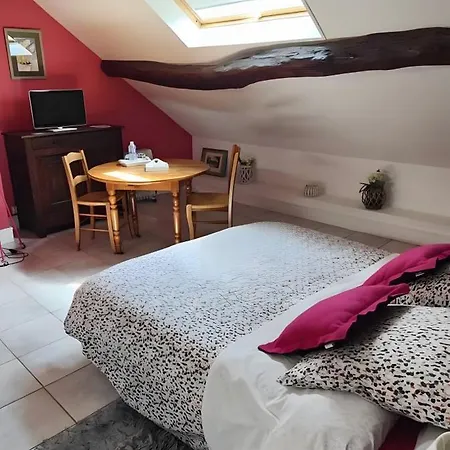 Les De Martine Et Guy - Bed and breakfast
